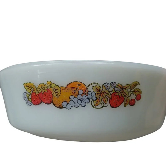 Anchor Hocking Milk Glass Casserole Dish Fruit Theme 1.5 Quart  Round - Picture 3 of 9
